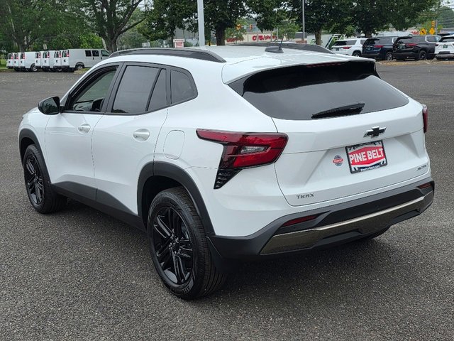 2025 Chevrolet Trax ACTIV photo 7
