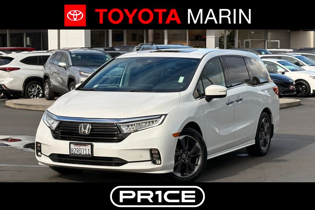 2022 Honda Odyssey Elite's photo