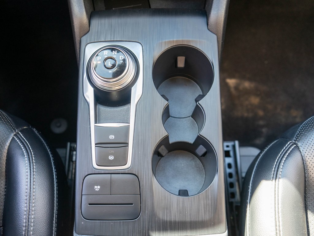 2021 Ford Escape SEL photo 24
