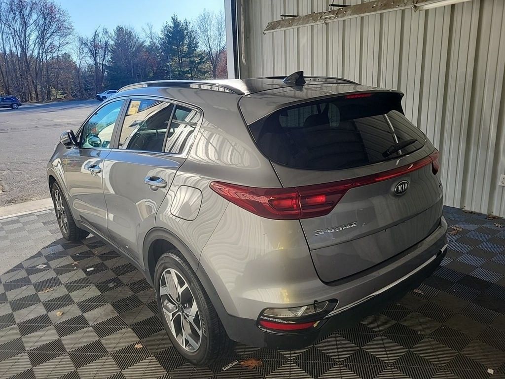 2021 Kia Sportage EX photo 3