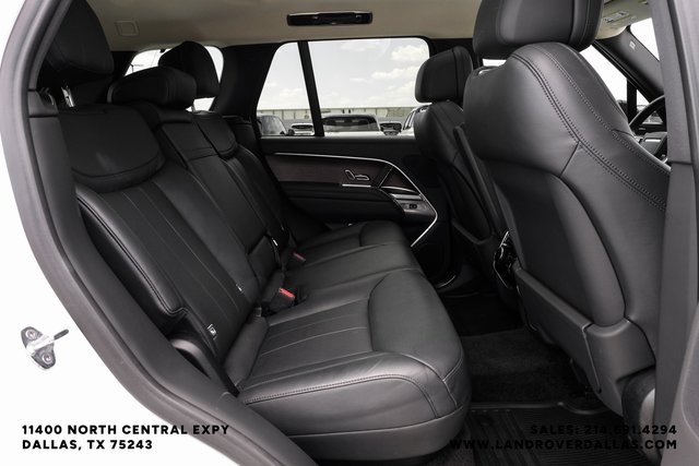 2023 Land Rover Range Rover SE photo 34