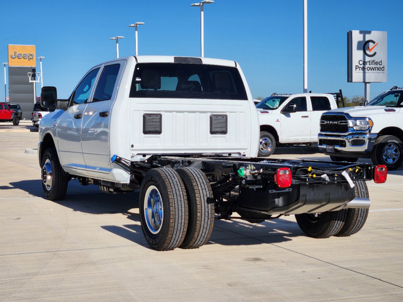 2024 Ram 3500 Tradesman photo 3