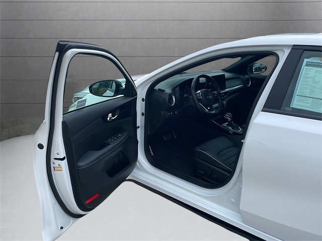 2023 Kia Forte GT-Line photo 33