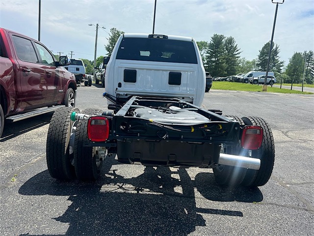 2025 Ram 5500 Tradesman photo 7