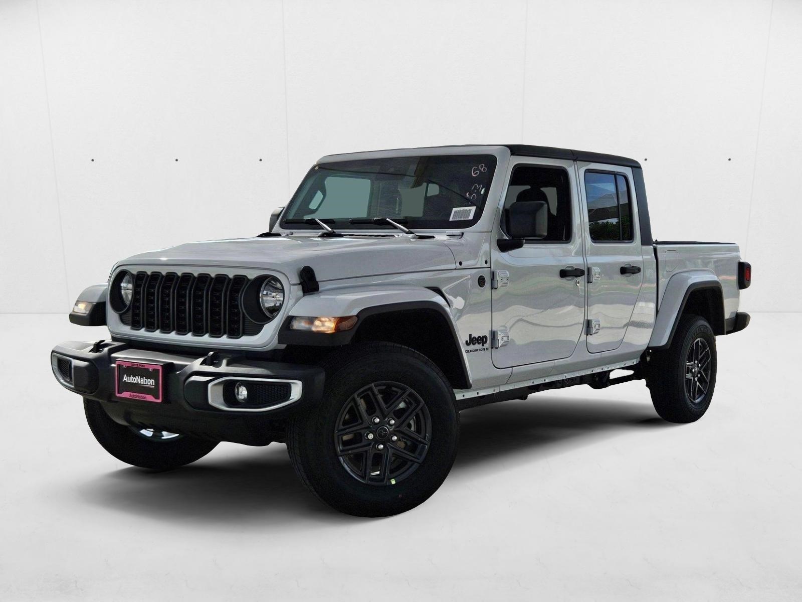 2025 Jeep Gladiator Sport S's photo