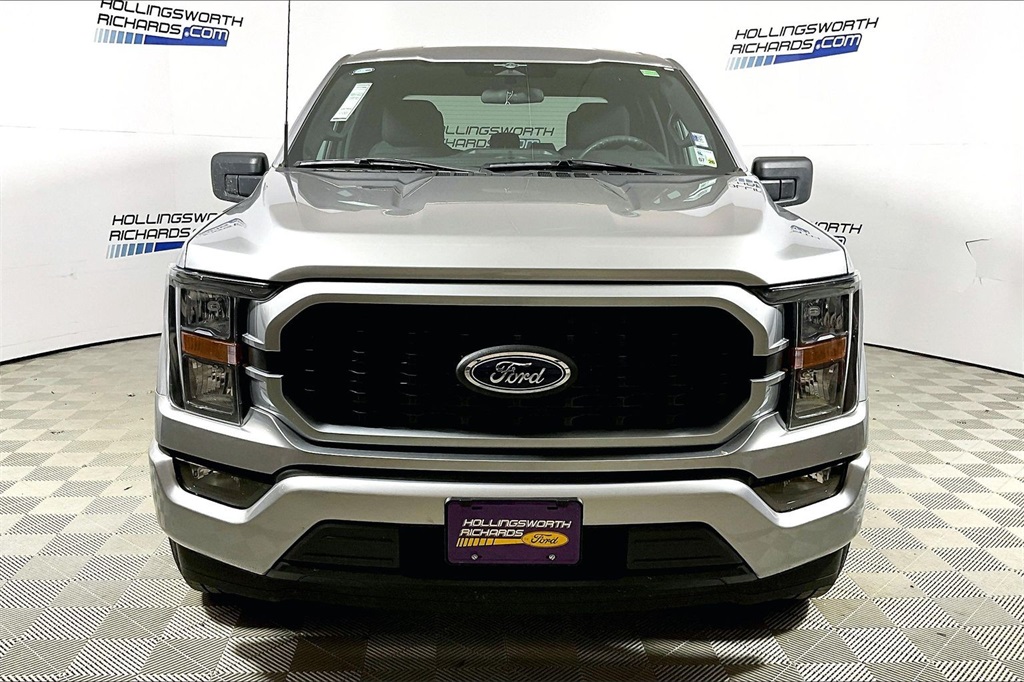 2023 Ford F-150 XL's photo