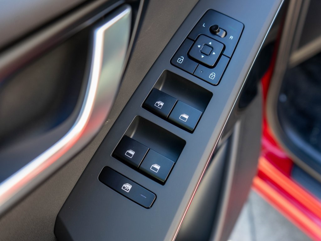 2024 Kia Niro EX photo 15