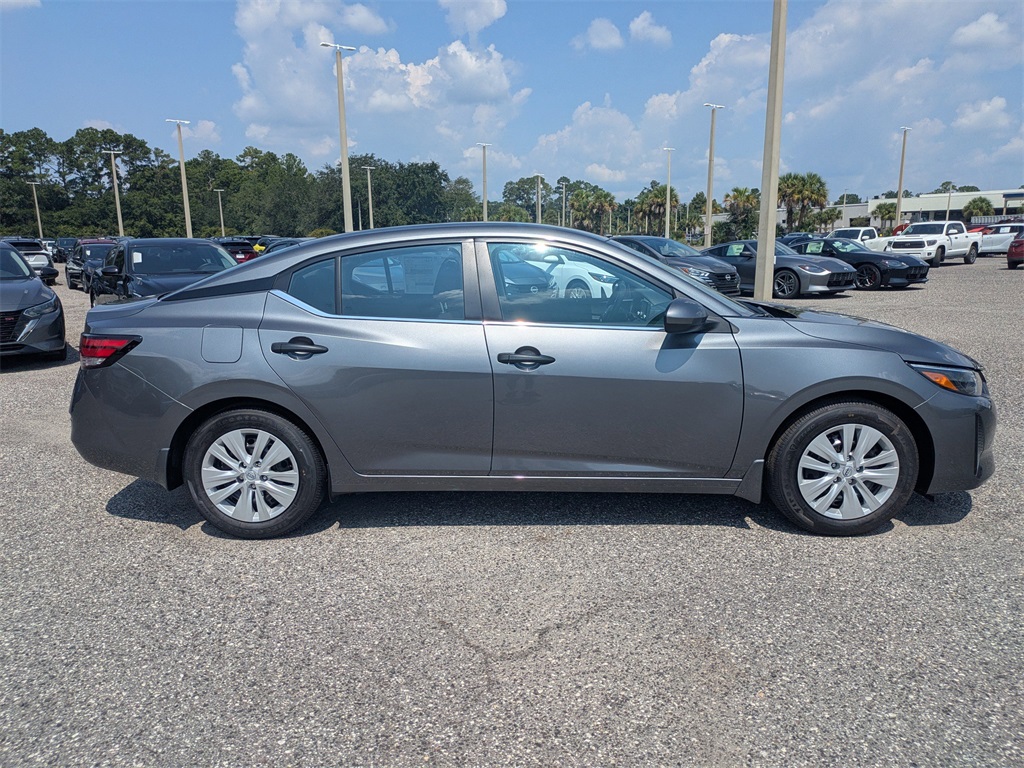 2025 Nissan Sentra S photo 2