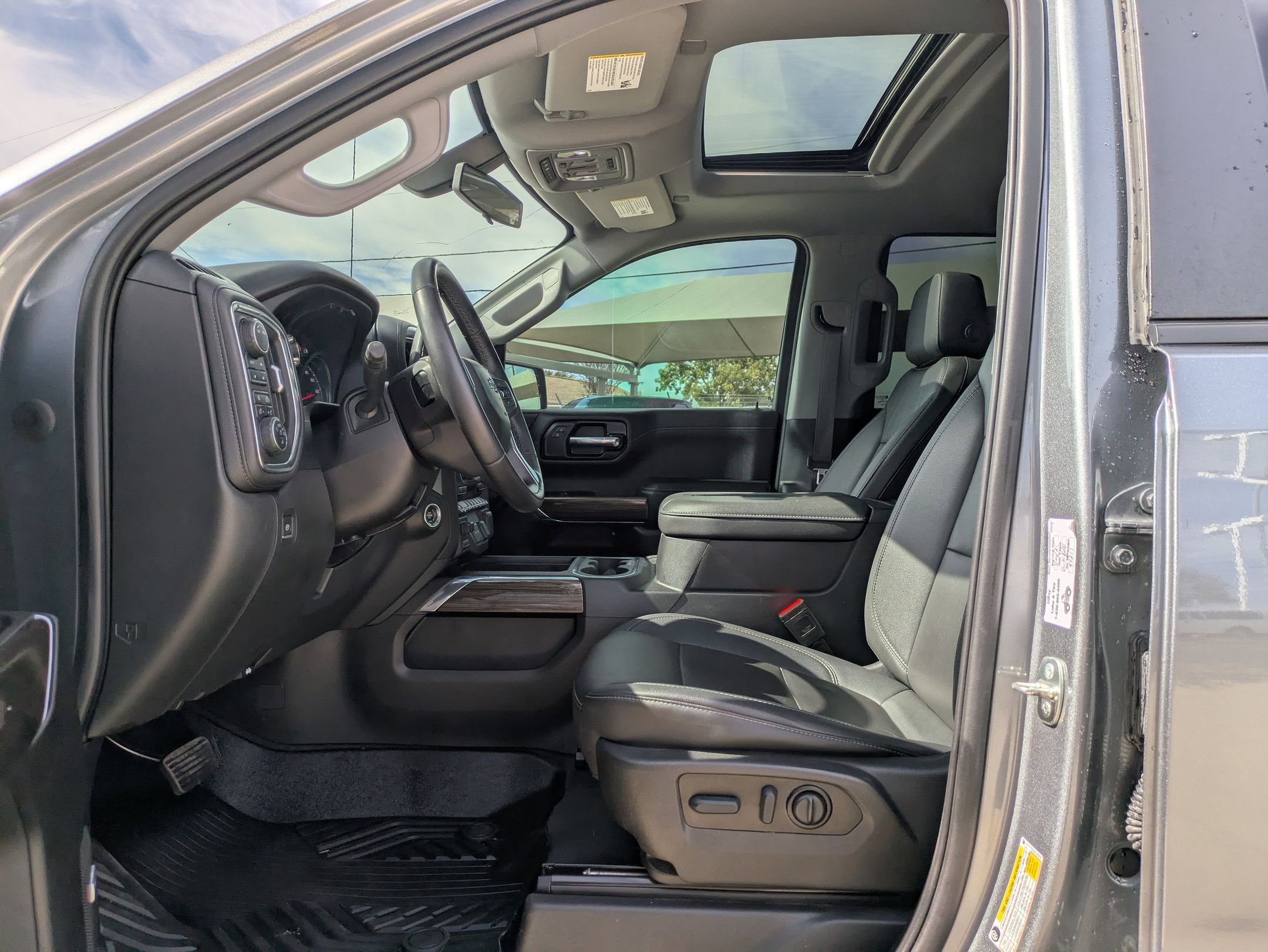 2022 Chevrolet Silverado 1500 LT Trail Boss photo 9
