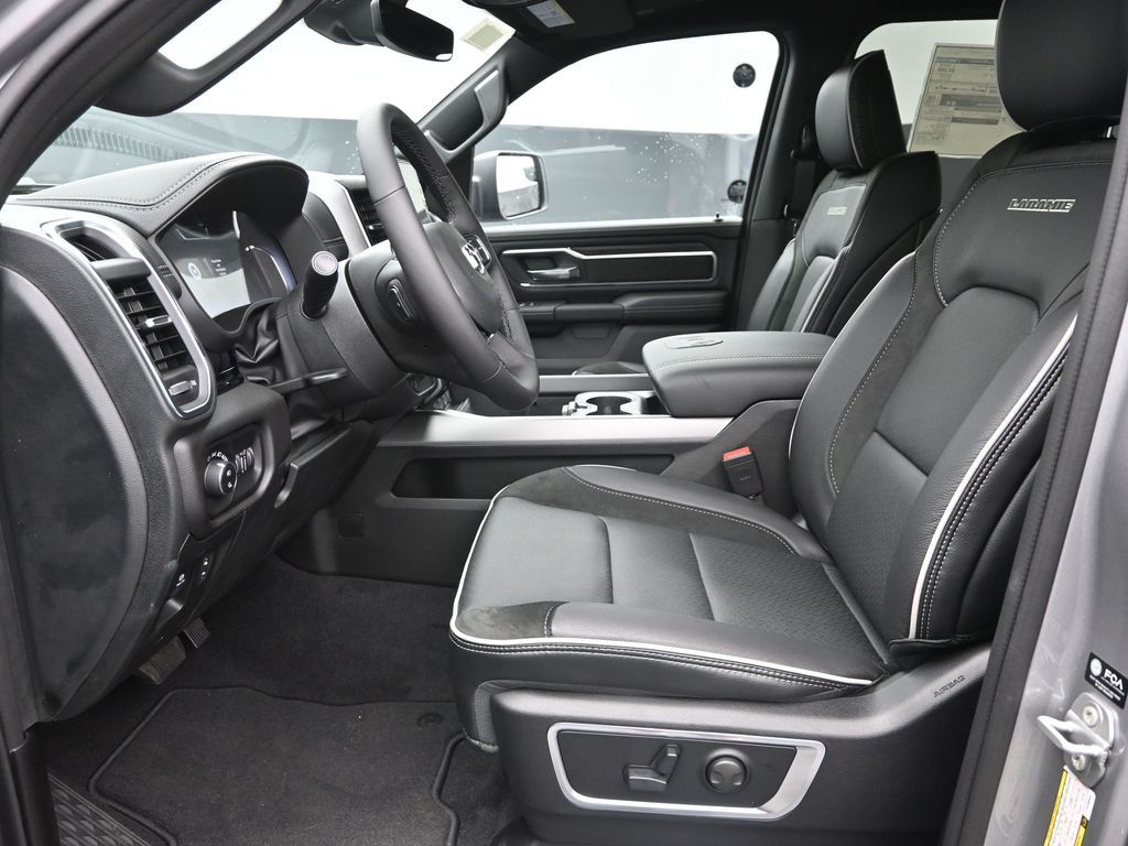 2026 Ram 1500 Laramie photo 12
