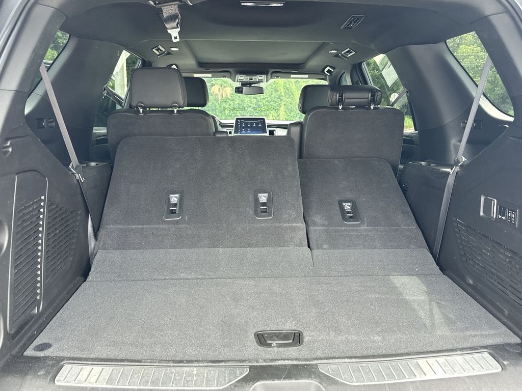 2023 Chevrolet Tahoe RST photo 29