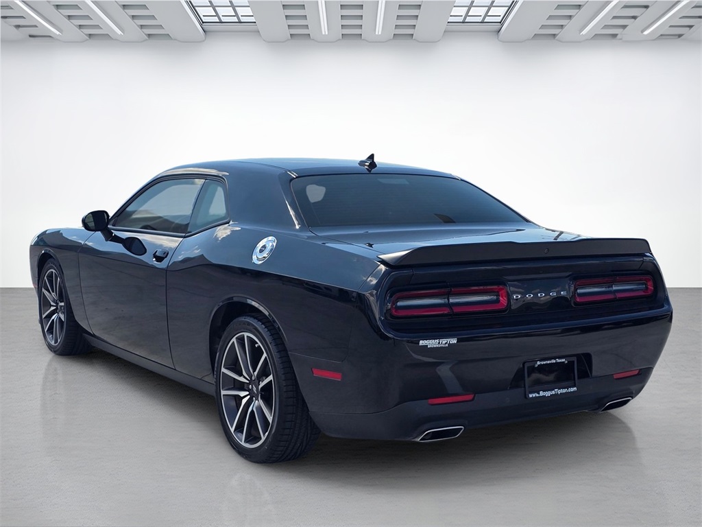 2023 Dodge Challenger GT photo 5
