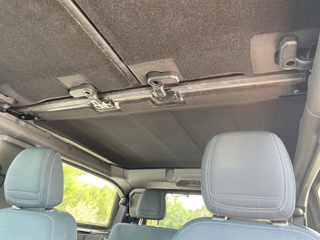 2023 Ford Bronco Outer Banks photo 8