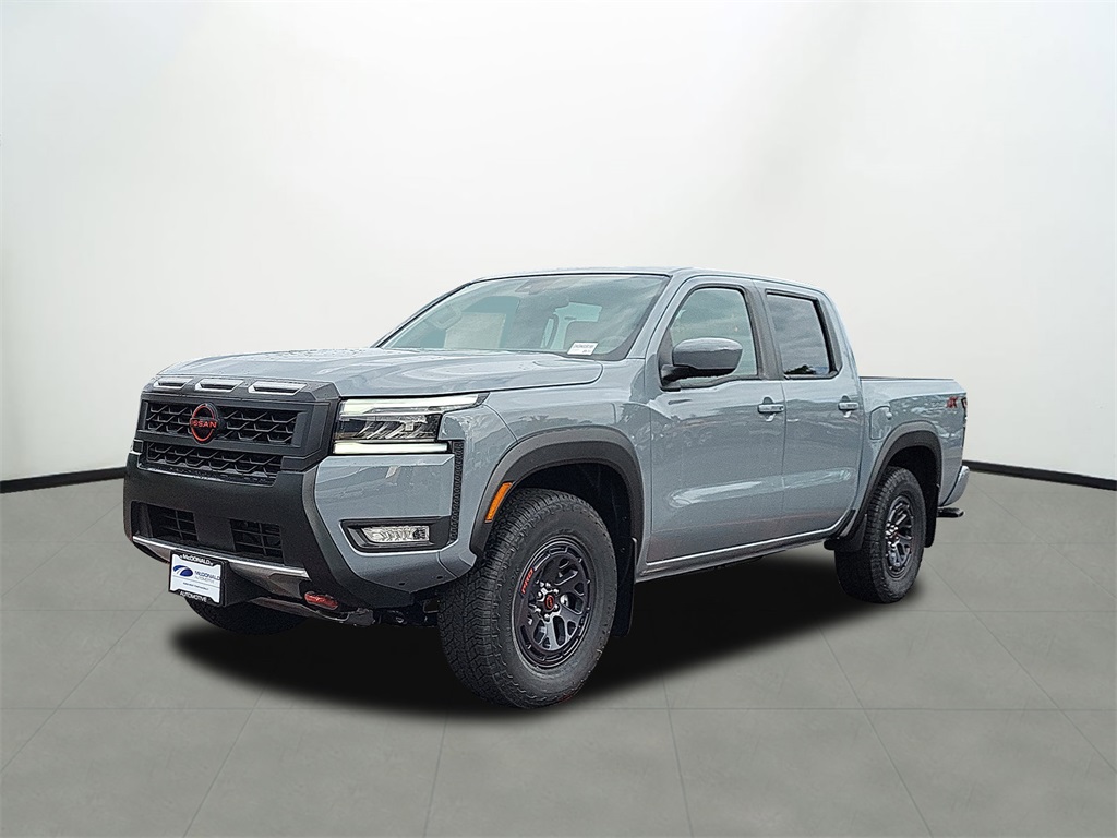 2025 Nissan Frontier PRO-4X's photo