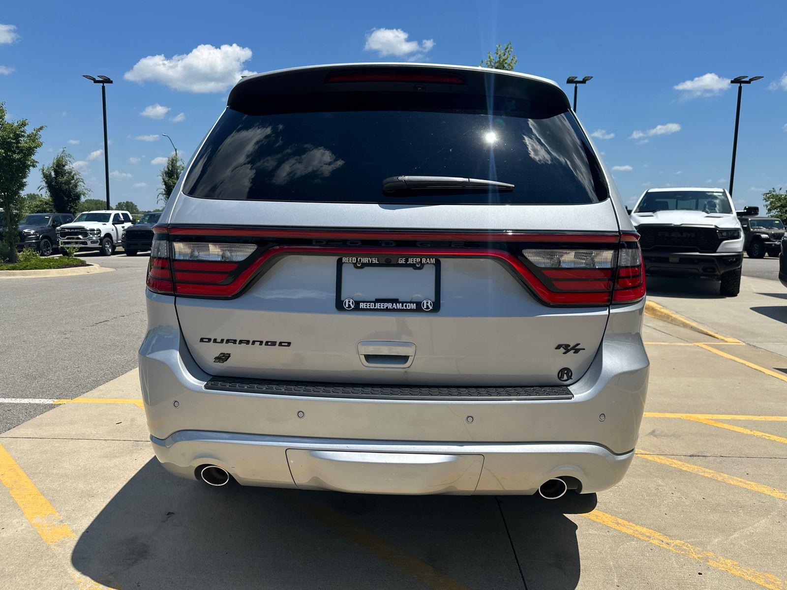 2025 Dodge Durango R/T Plus photo 4