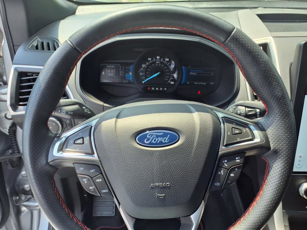2024 Ford Edge ST-Line photo 14