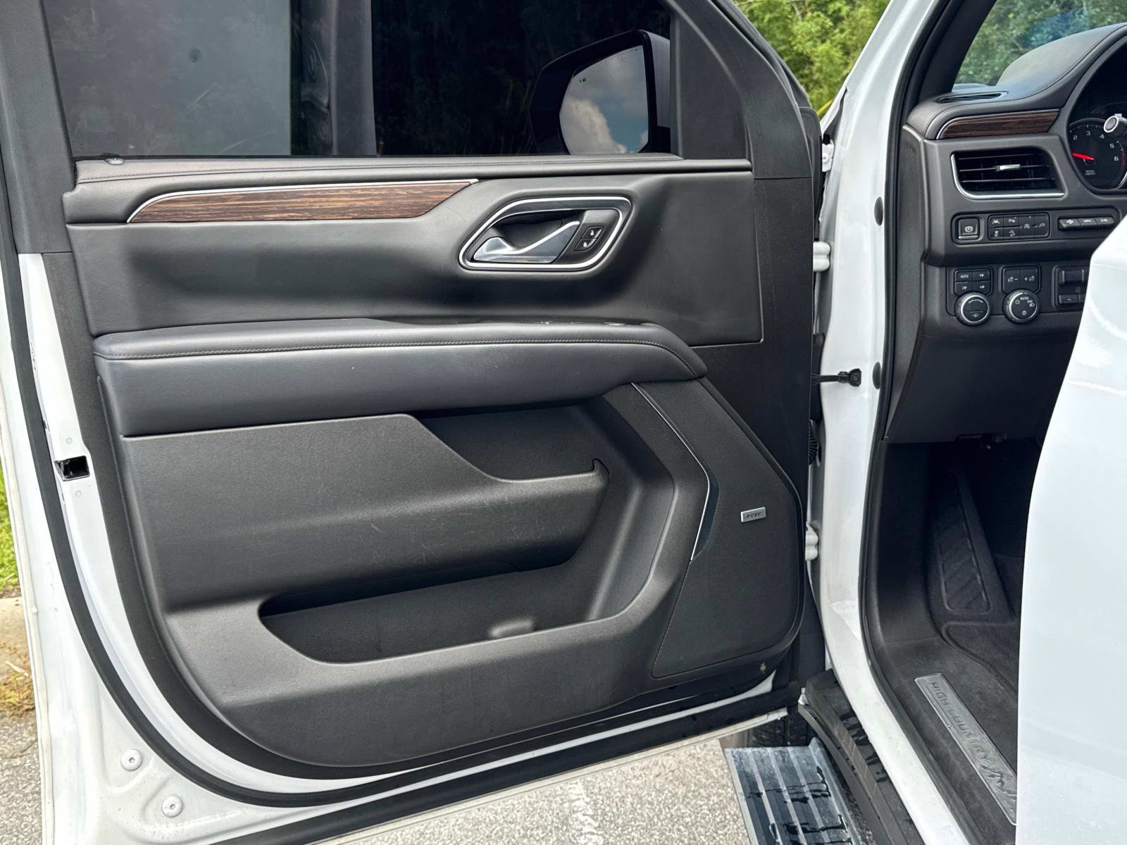 2021 Chevrolet Tahoe High Country photo 19