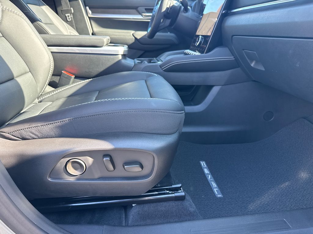 2026 Gmc Terrain Denali photo 12