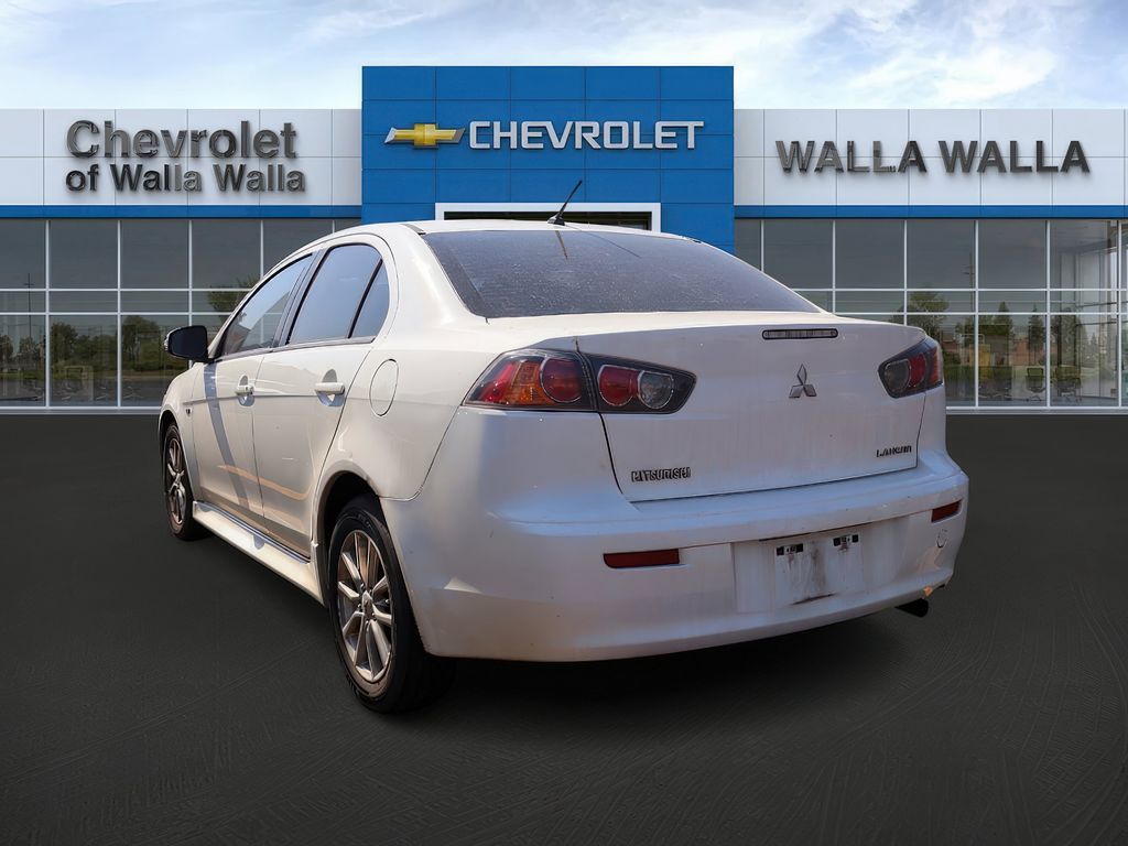 2015 Mitsubishi Lancer ES photo 4