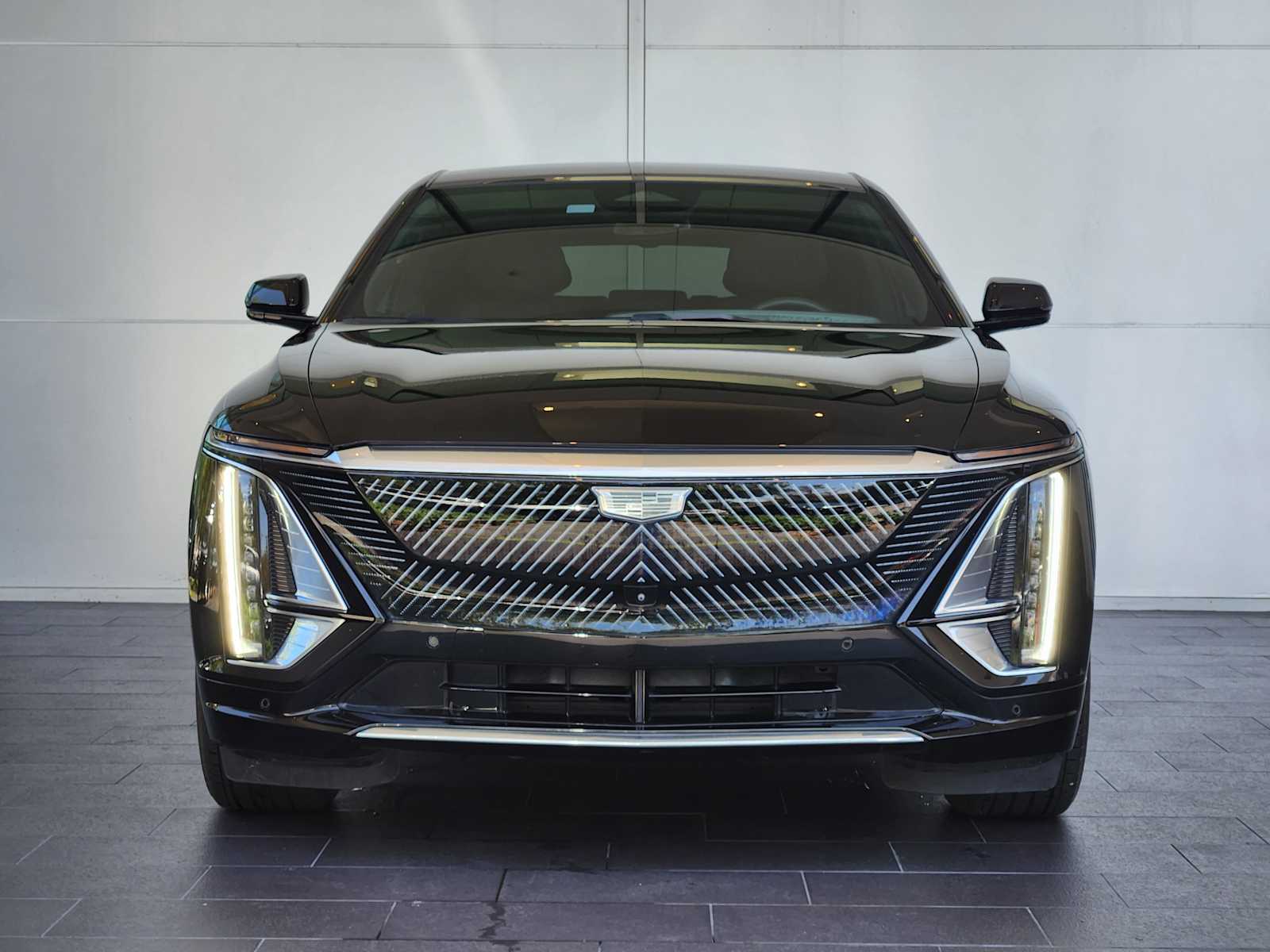 Certified 2024 Cadillac LYRIQ Luxury 1 with VIN 1GYKPPRL2RZ103109 for sale in Houston, TX