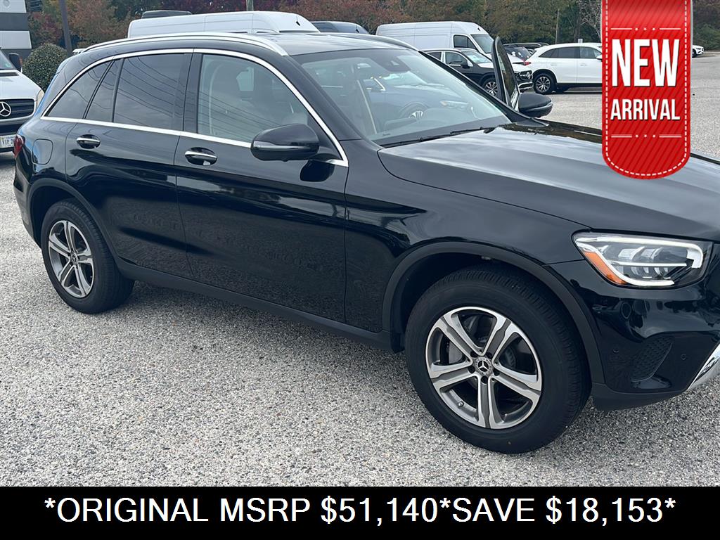 2022 Mercedes-Benz GLC GLC300's photo
