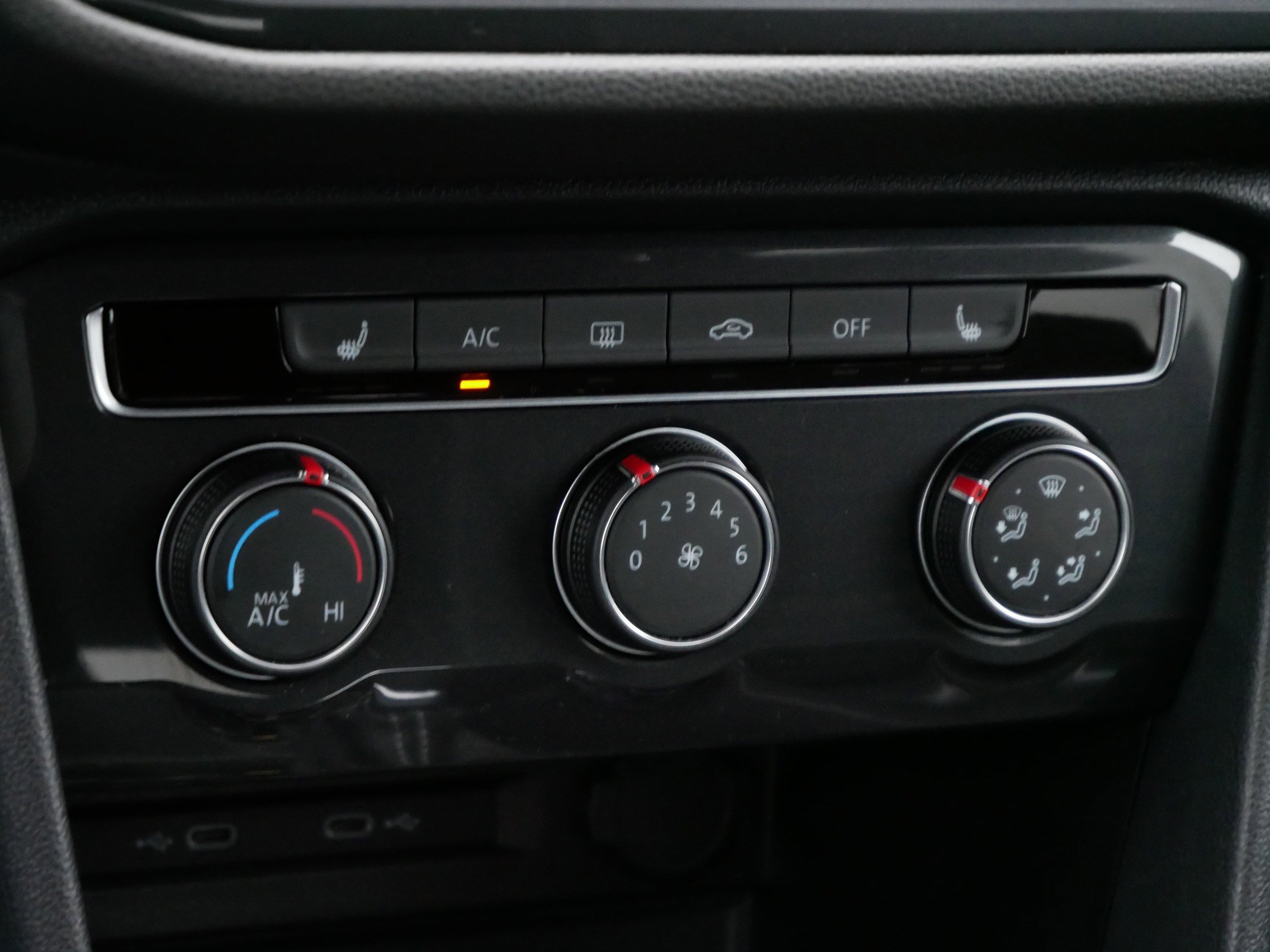 2022 Volkswagen Tiguan S photo 20