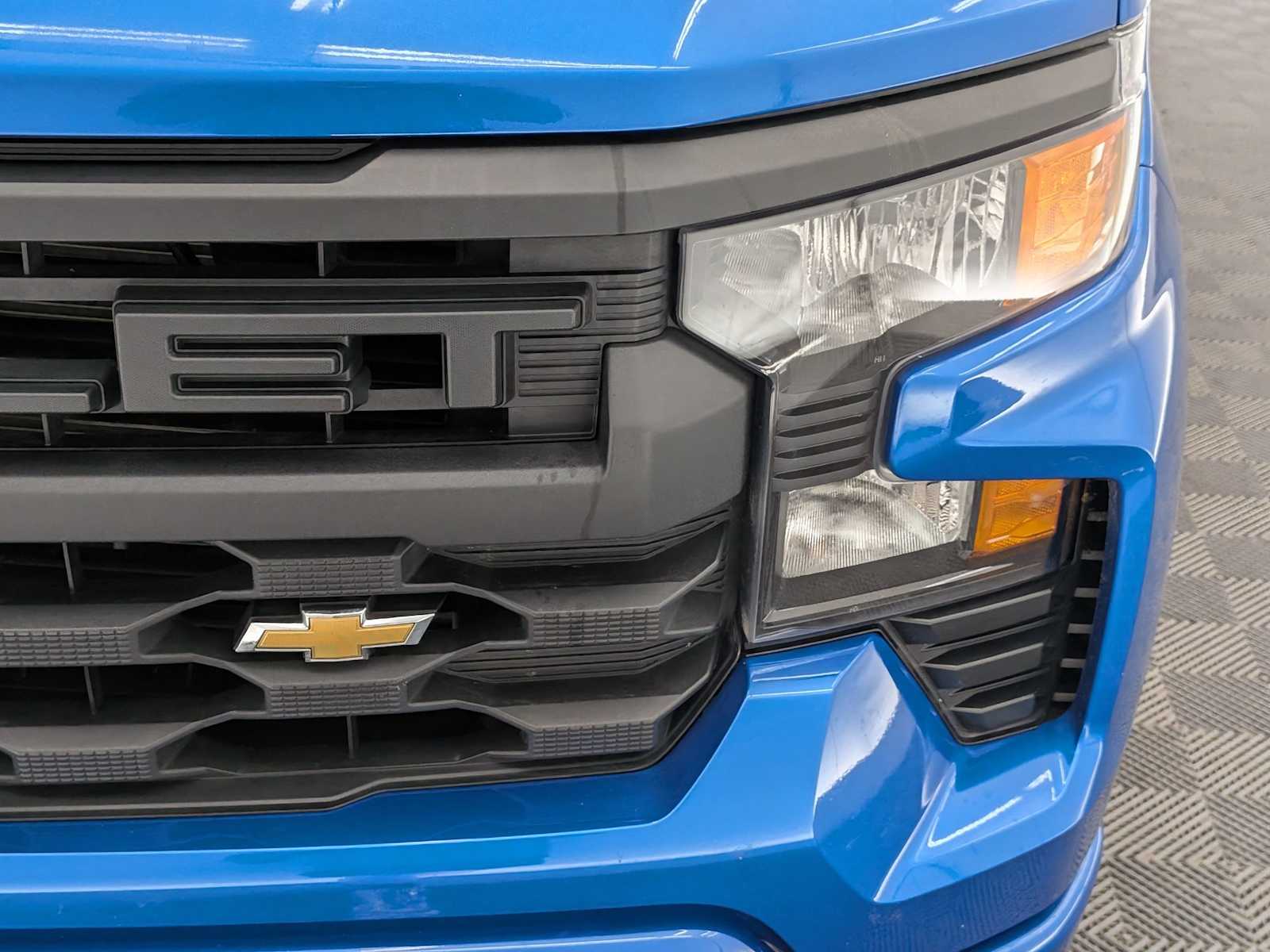 2022 Chevrolet Silverado 1500 Custom photo 9