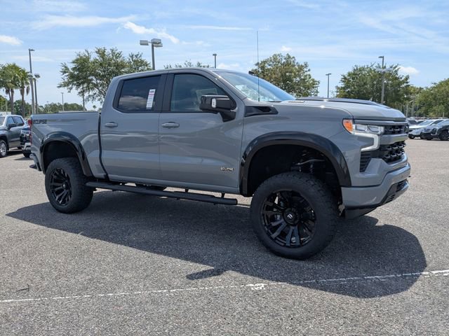 2025 Chevrolet Silverado RST photo 2
