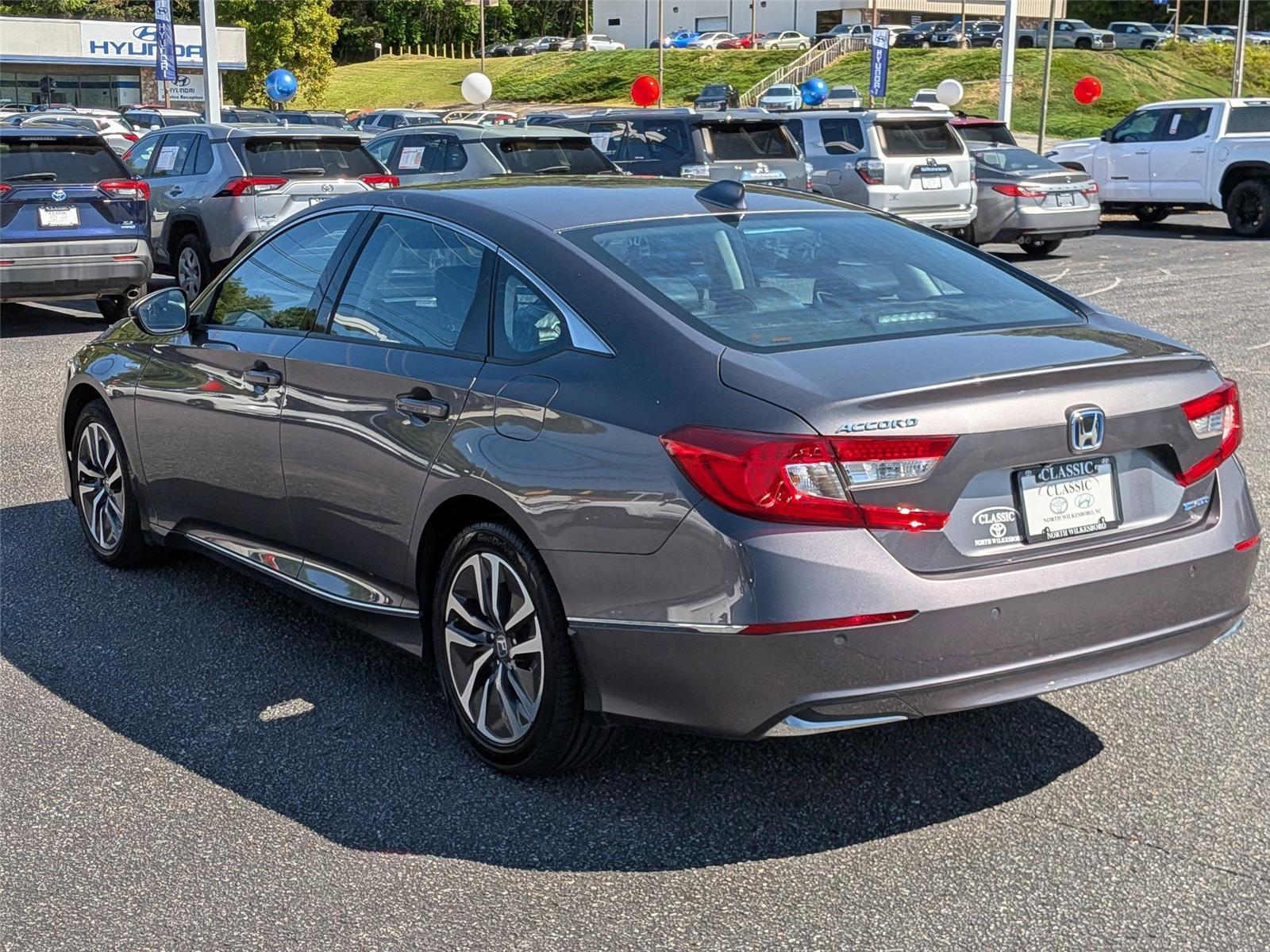 2022 Honda Accord Hybrid EX-L photo 6