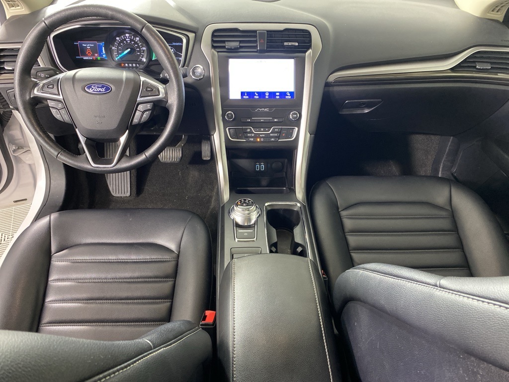 2020 Ford Fusion Hybrid SEL photo 24