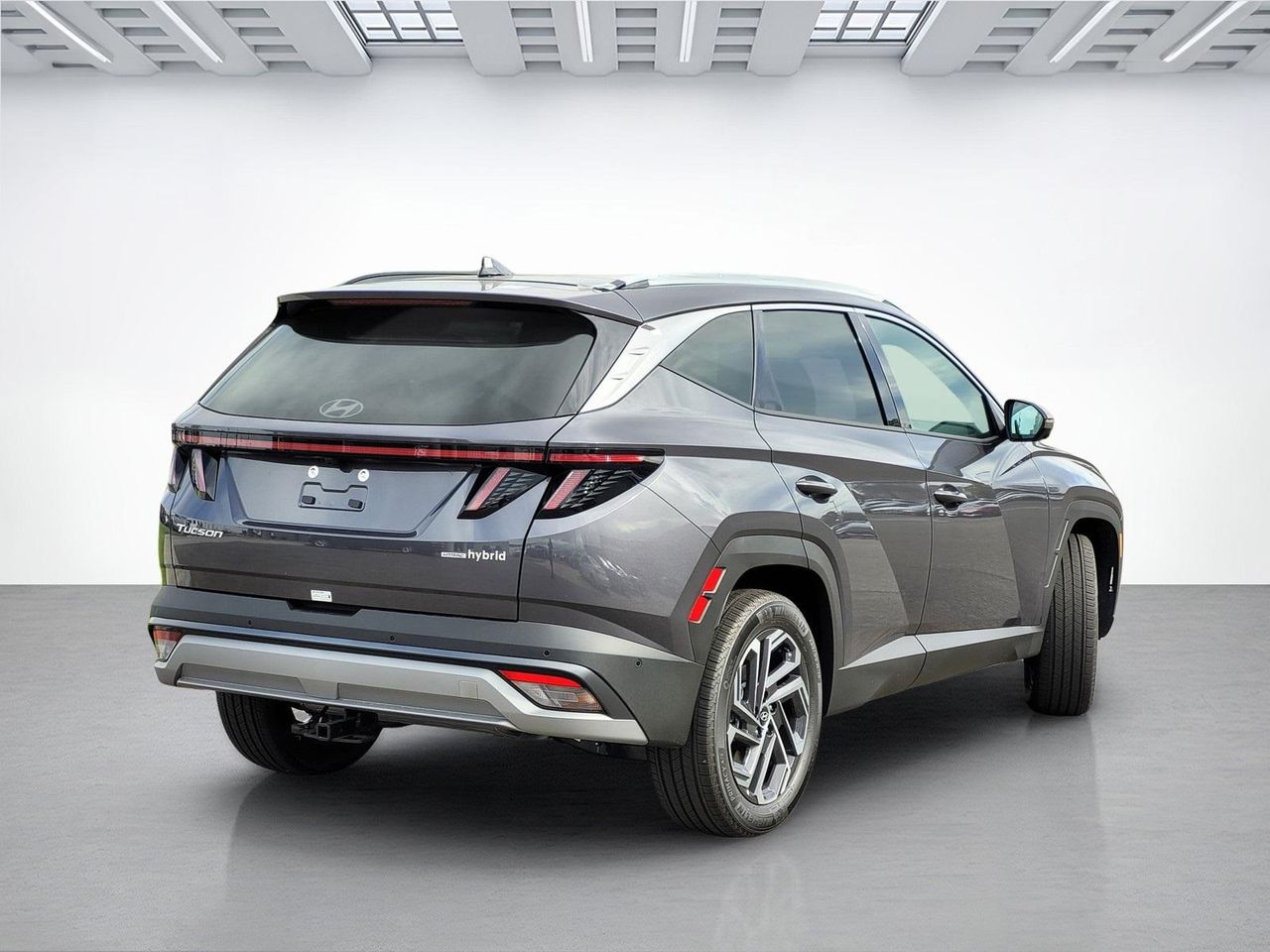2025 Hyundai Tucson Hybrid Limited photo 3