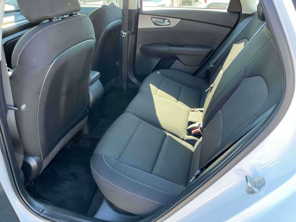2021 Kia Forte LXS photo 6