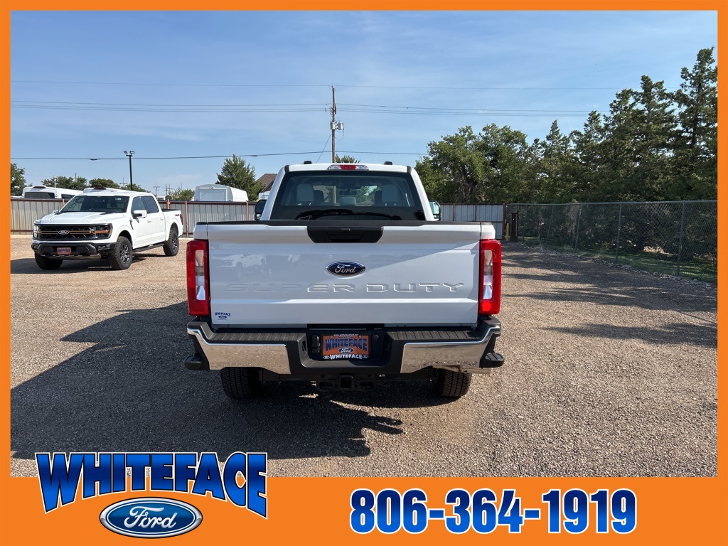 2025 Ford F-250 photo 4