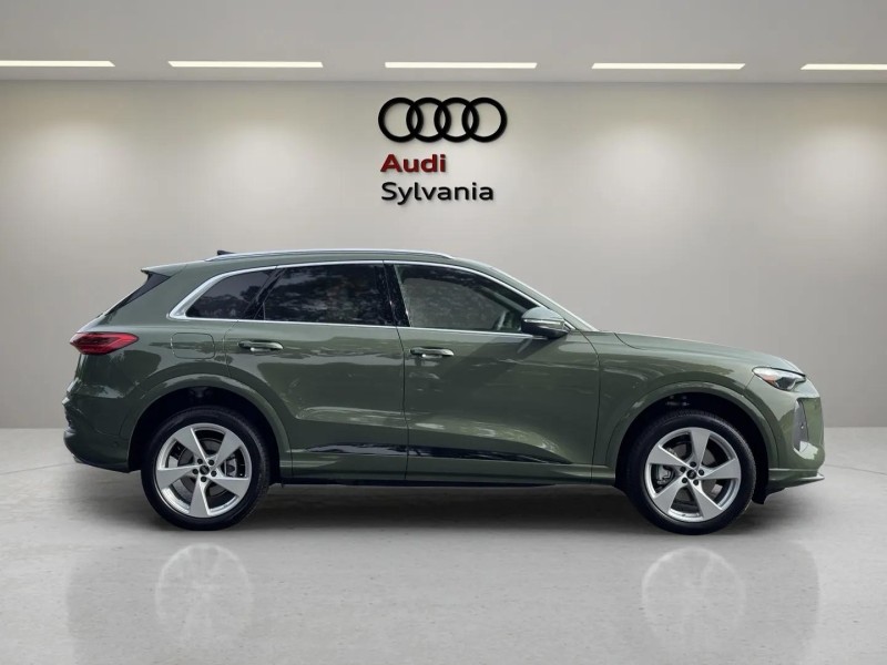2025 Audi Q5 2.0T Premium Plus photo 6