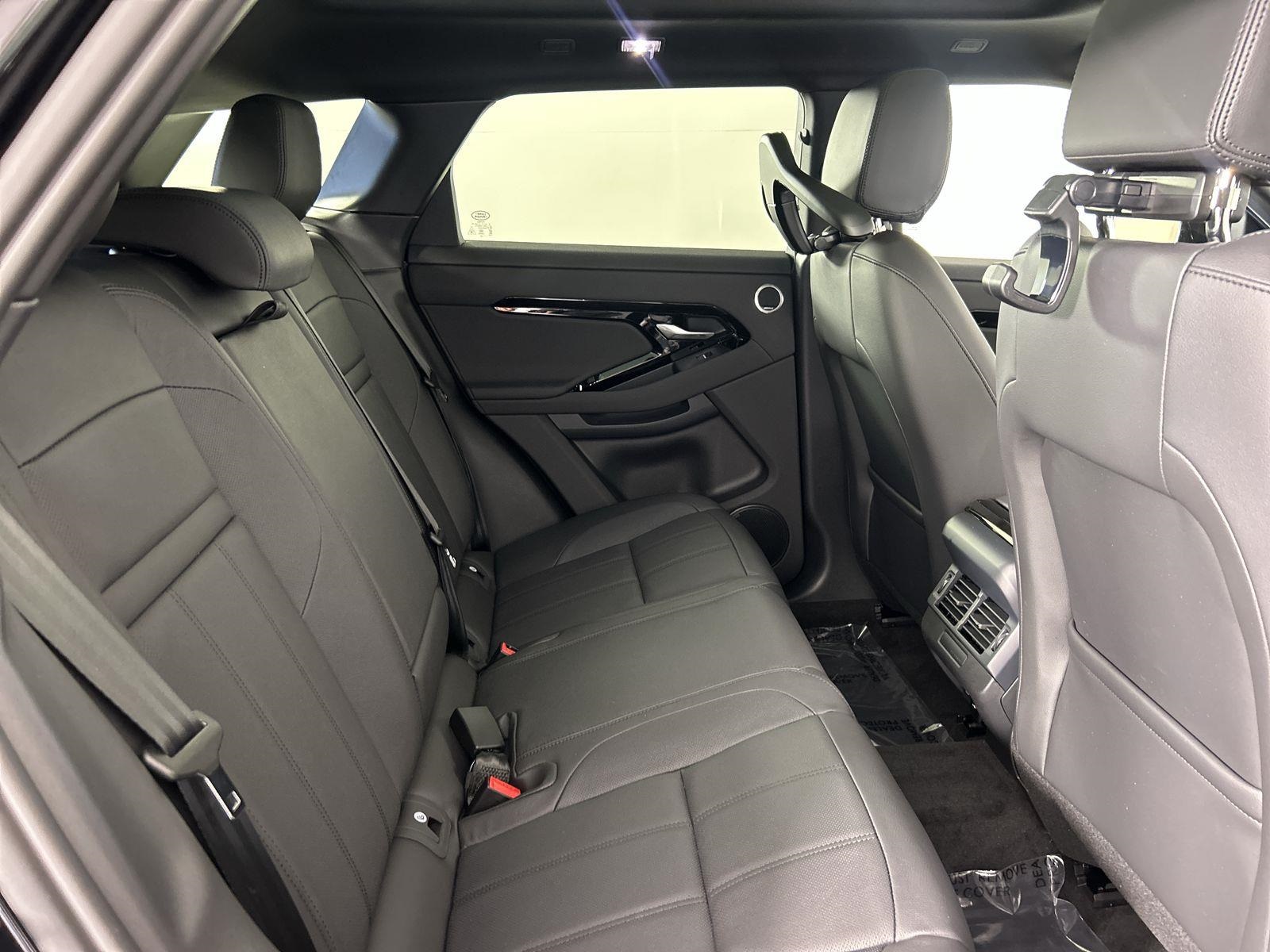 2026 Land Rover Range Rover Evoque S photo 27