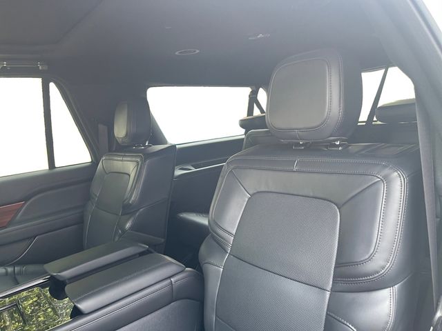 2024 Lincoln Navigator L Reserve photo 10