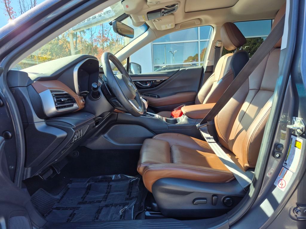 2020 Subaru Outback Touring XT photo 2