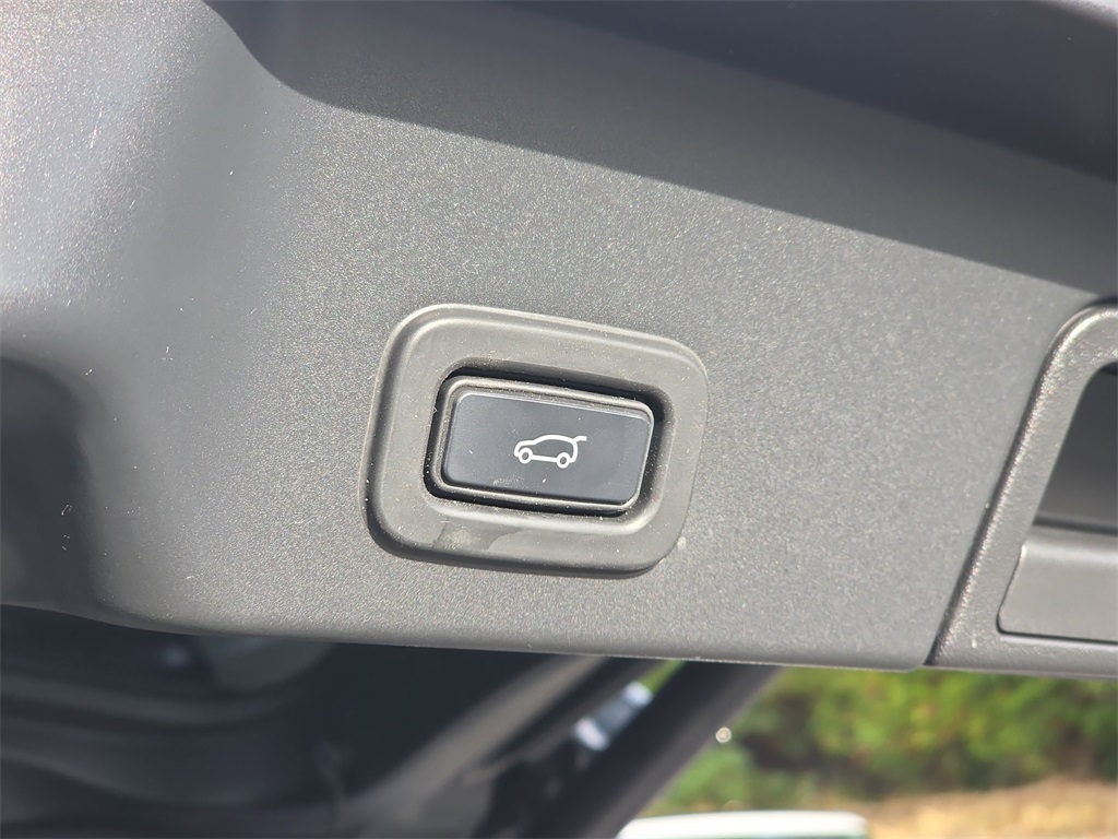 2020 Land Rover Range Rover Evoque SE photo 14
