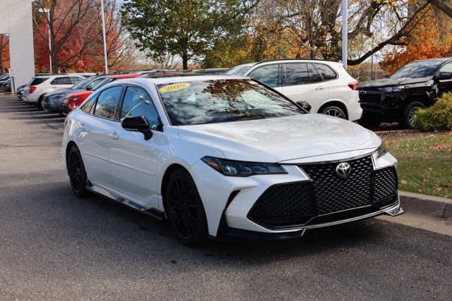 2020 Toyota Avalon XSE TRD photo 2