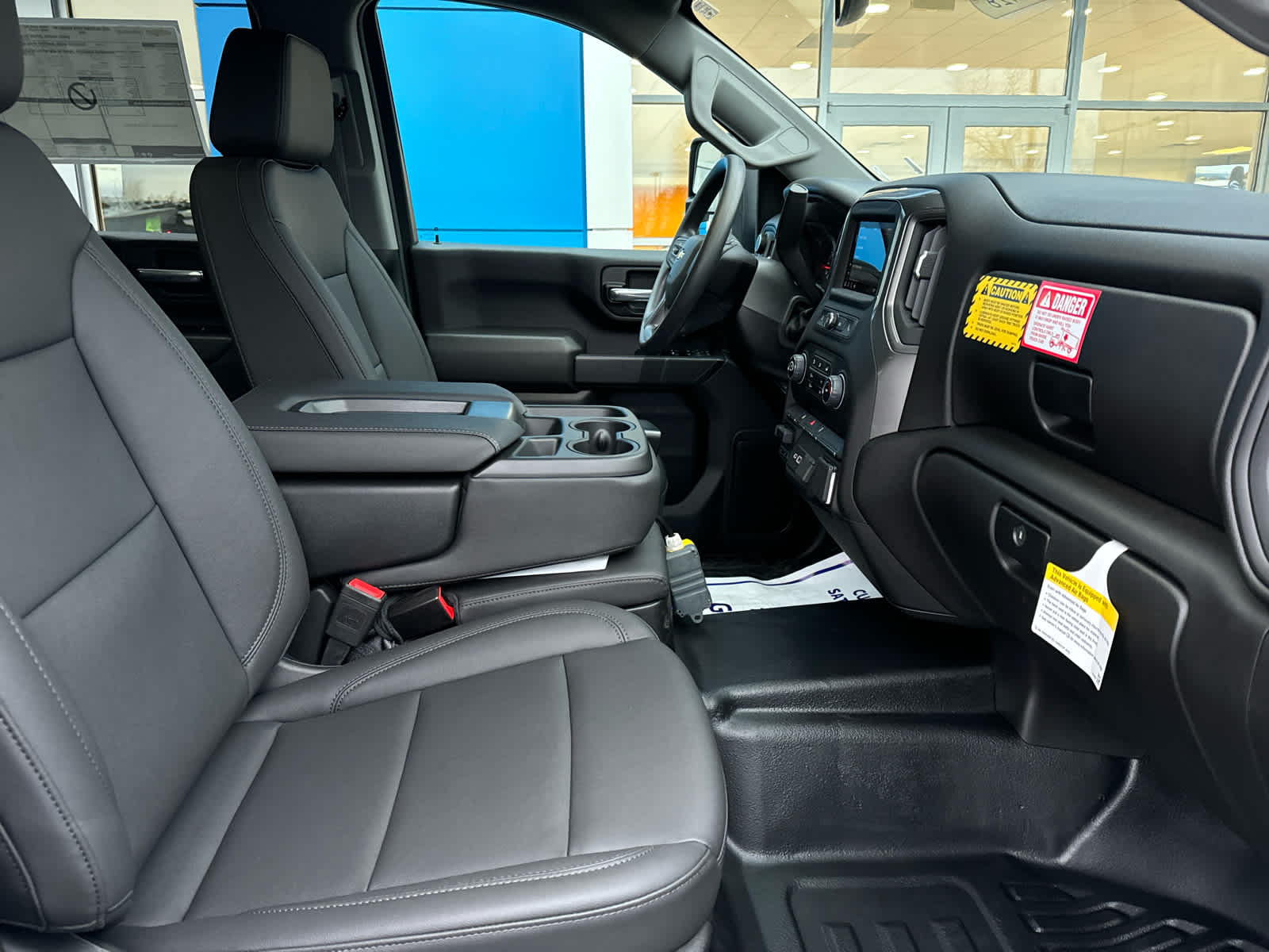 2025 Chevrolet Silverado 3500HD Work Truck photo 3