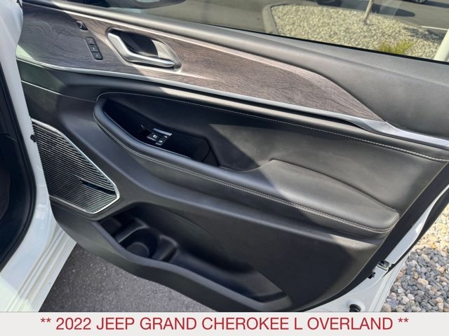 2022 Jeep Grand Cherokee Overland photo 34