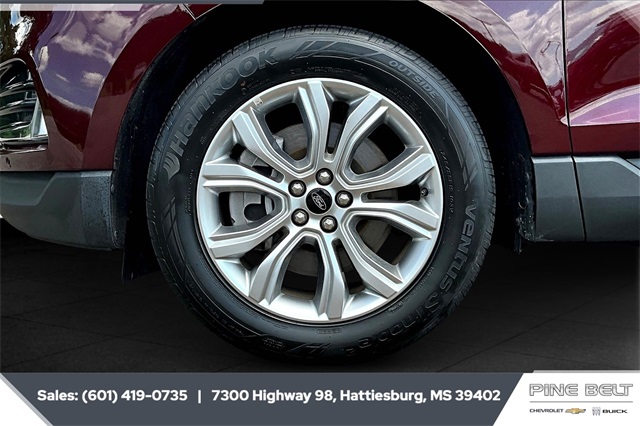 2024 Ford Edge Titanium photo 7