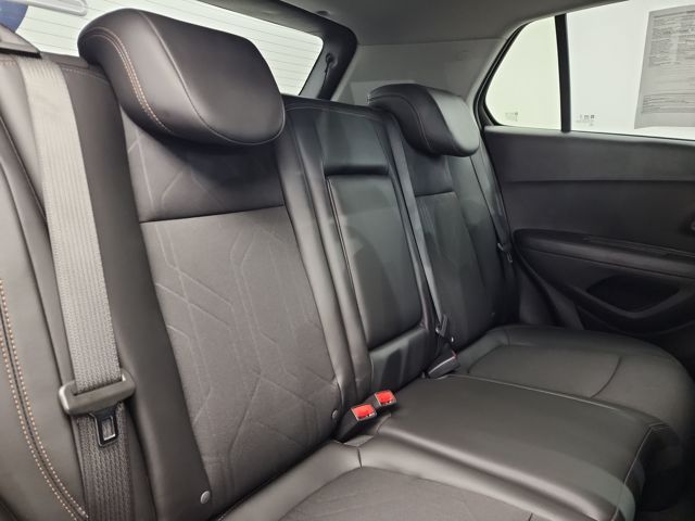 2022 Chevrolet Trax LT photo 30