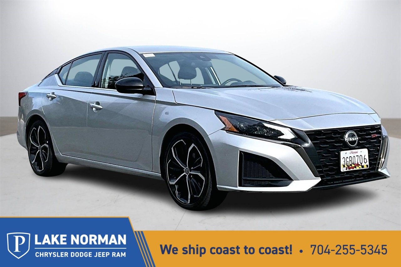 2024 Nissan Altima SR