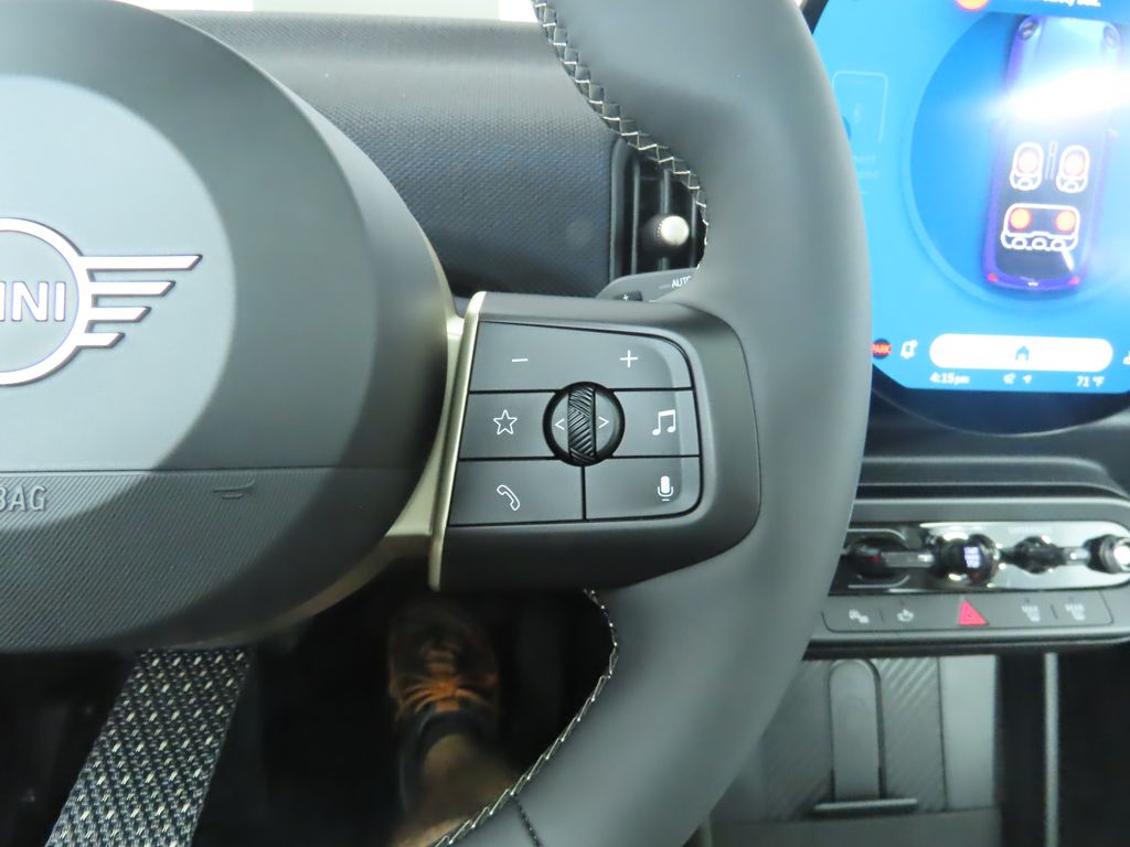 2025 Mini Countryman S photo 12