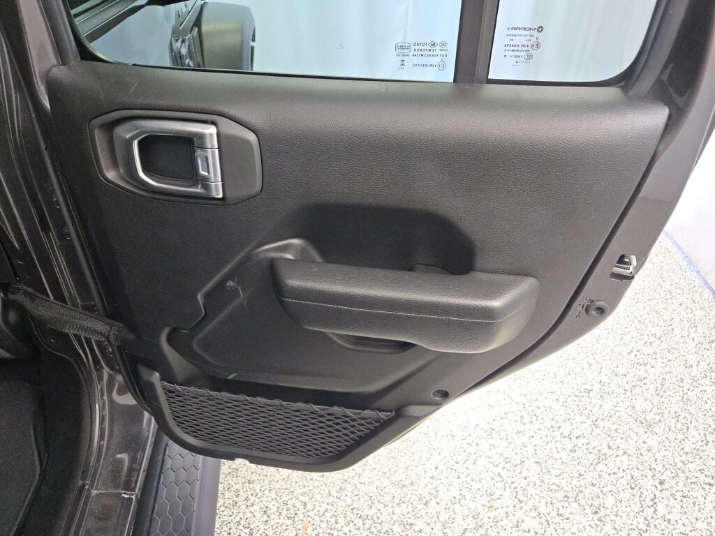 2024 Jeep Wrangler Sport S photo 10