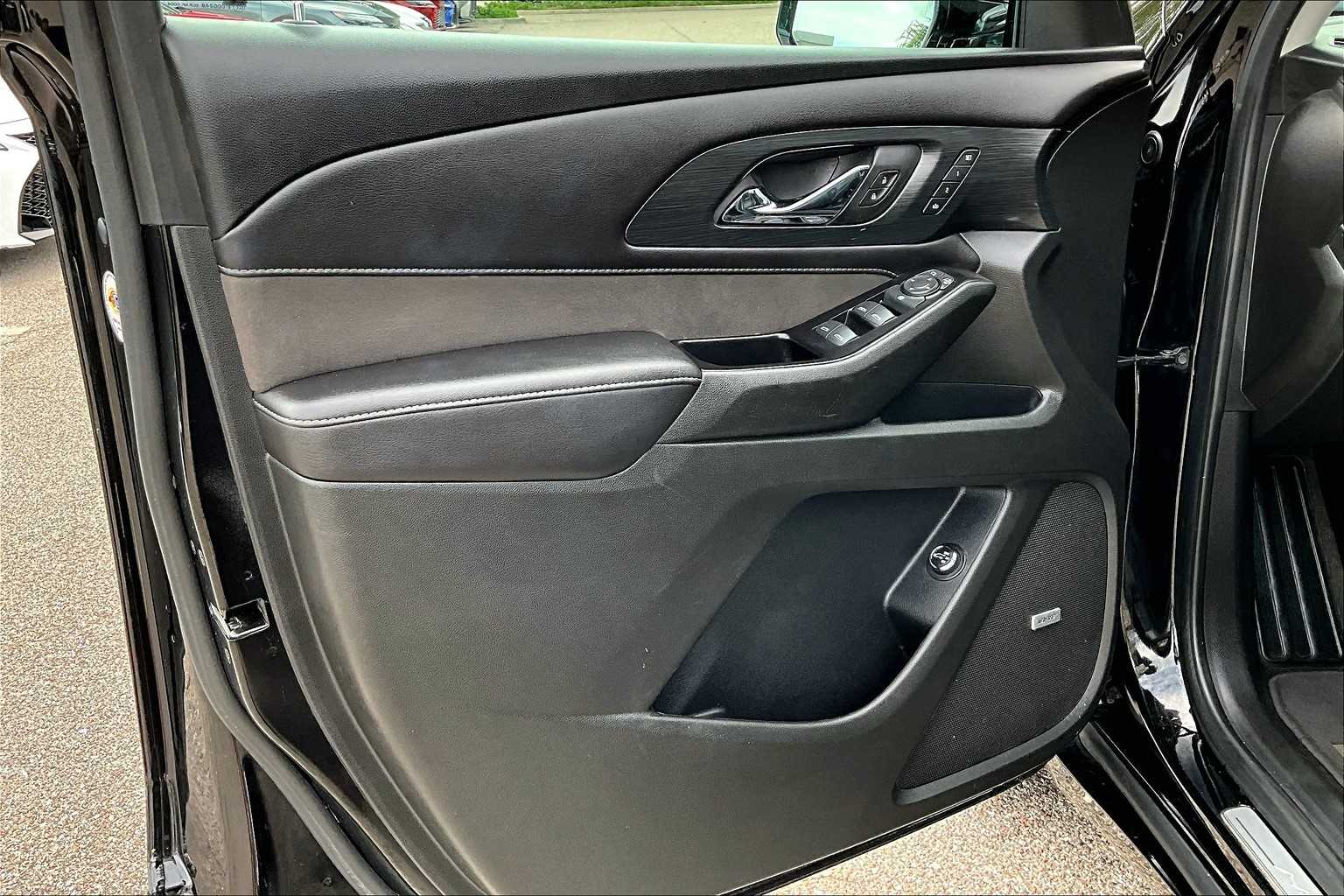 2020 Chevrolet Traverse High Country photo 25