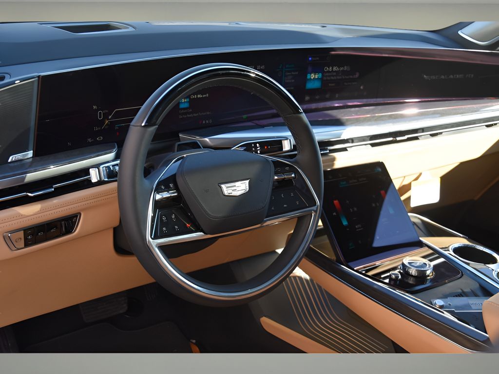 2025 Cadillac Escalade IQ Luxury photo 12