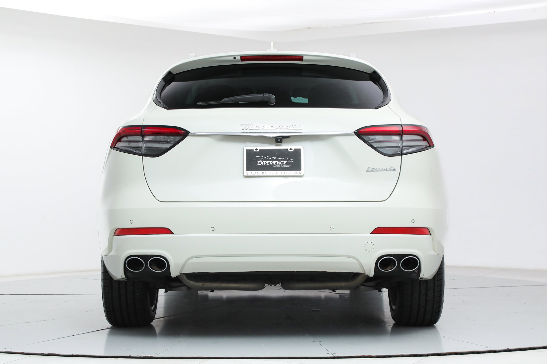 2022 Maserati Levante GT photo 3