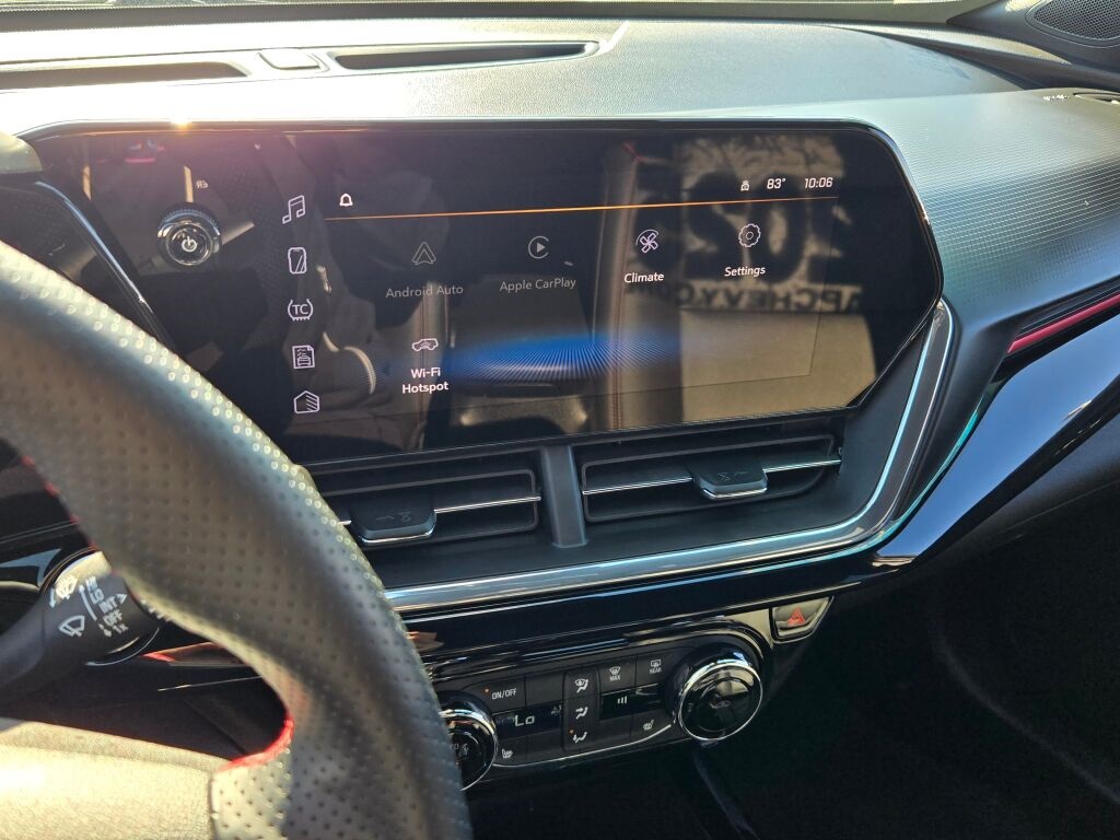 2025 Chevrolet Trax photo 20